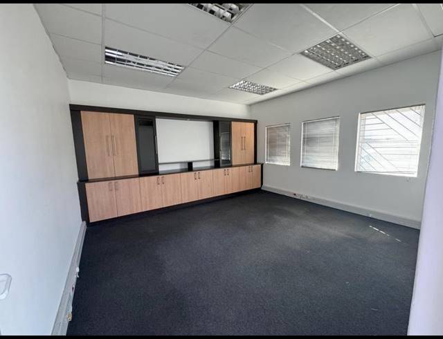 INDUSTRIAL FOR SALE IN AIRPORT INDUSTRIA